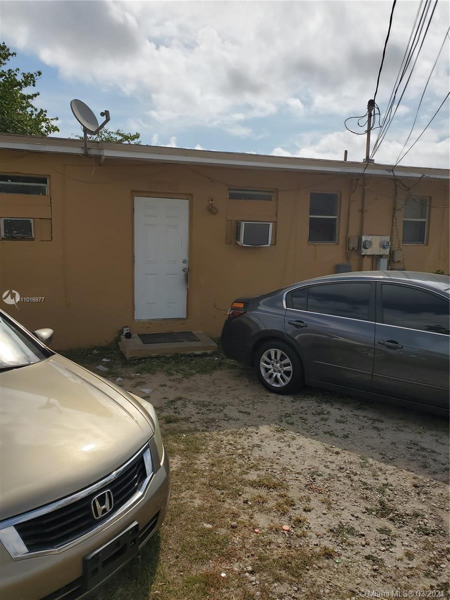 See details / 1300 sq. ft. $ 2021-03-22 0 Photo