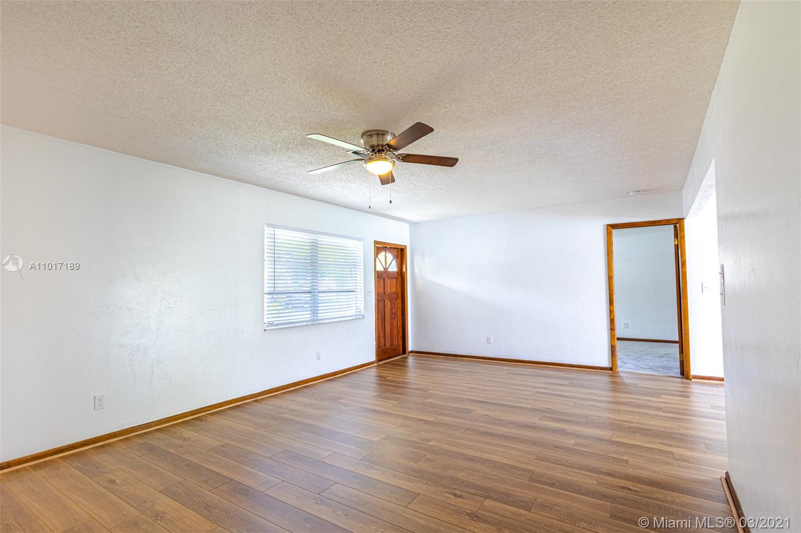 See details / 2310 sq. ft. $ 2021-03-23 0 Photo