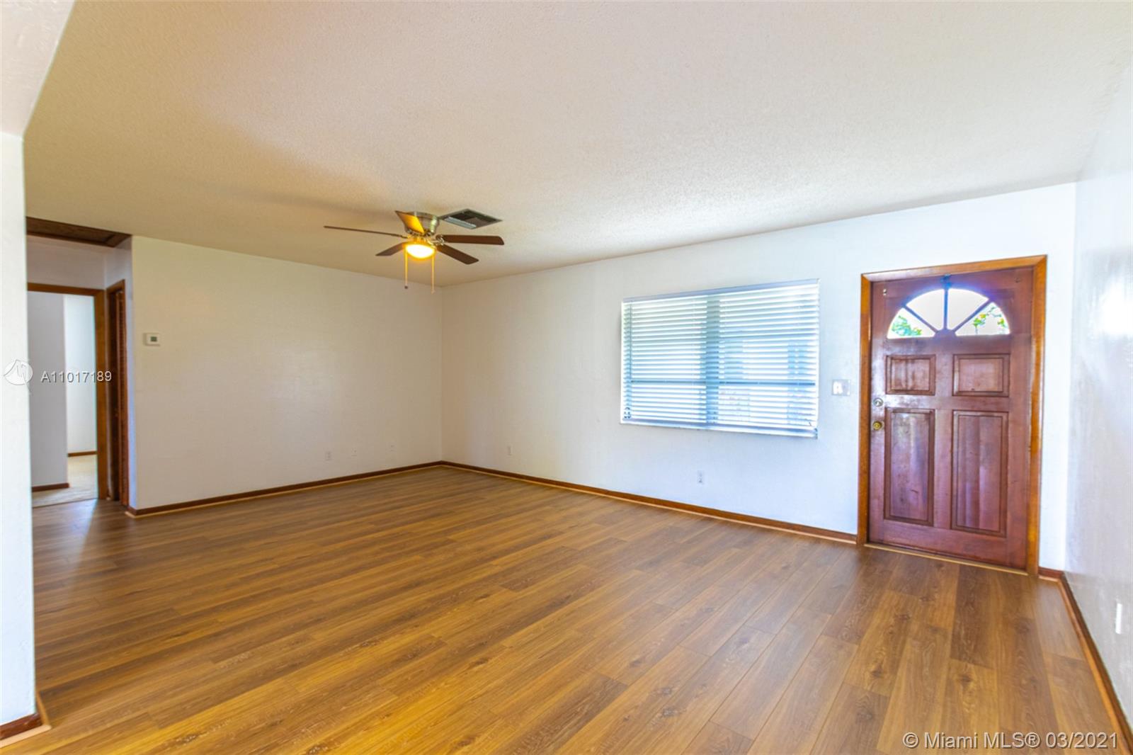 See details / 2310 sq. ft. $ 2021-03-23 0 Photo