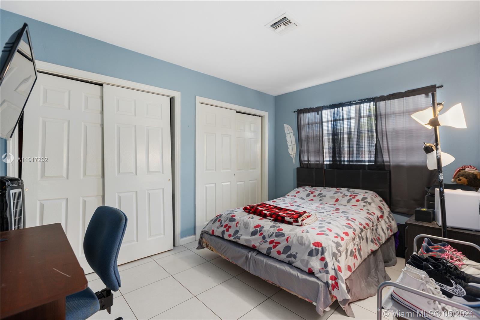 See details / 1988 sq. ft. $ 2021-03-23 0 Photo