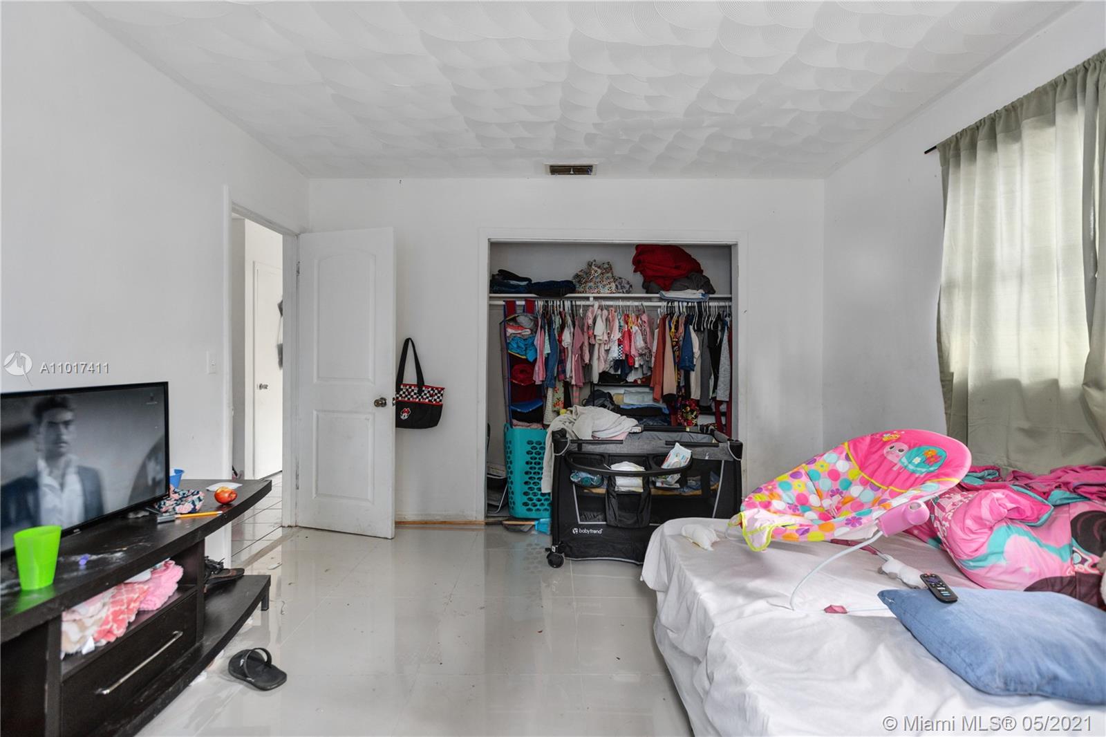 See details / 1733 sq. ft. $ 2021-04-07 0 Photo