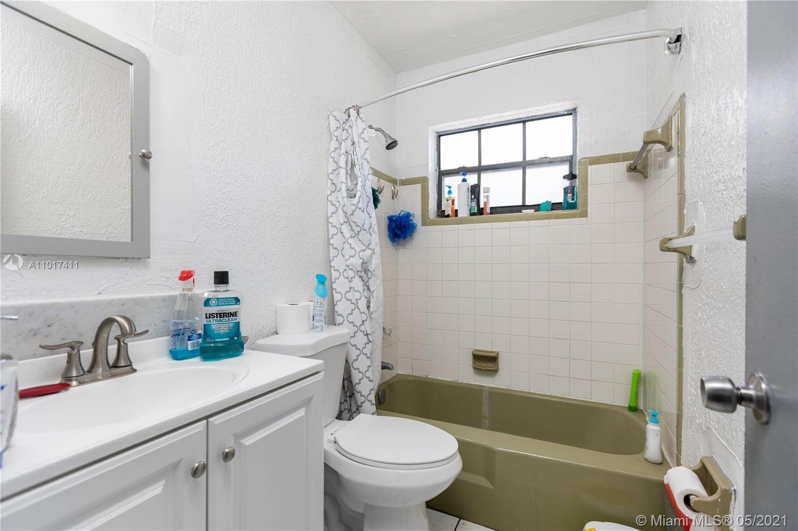 See details / 1733 sq. ft. $ 2021-04-07 0 Photo