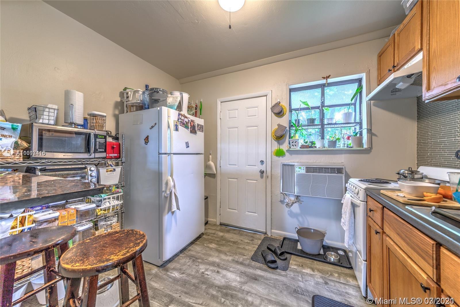 See details / sq. ft. $ 2021-03-23 0 Photo