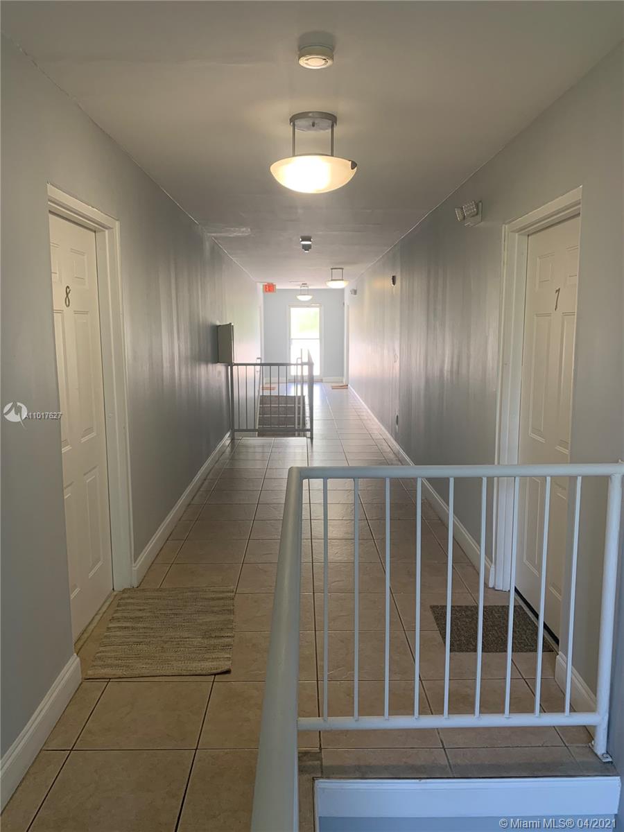 See details / 4600 sq. ft. $ 2021-03-23 0 Photo
