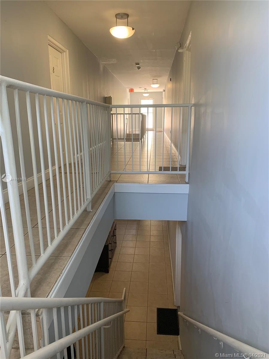 See details / 4600 sq. ft. $ 2021-03-23 0 Photo