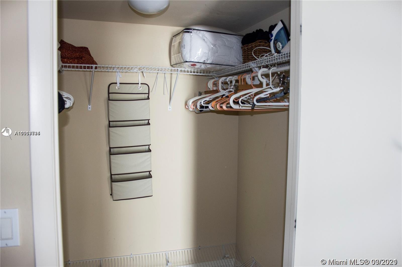 See details 3208 2 / 2 1458 sq. ft. $ 2021-03-28 0 Photo