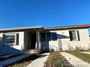 See details / 2333 sq. ft. $ 2021-03-24 0 Photo