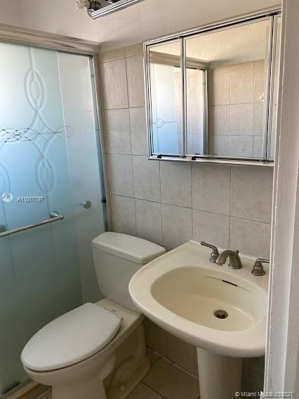 See details / 2333 sq. ft. $ 2021-03-24 0 Photo