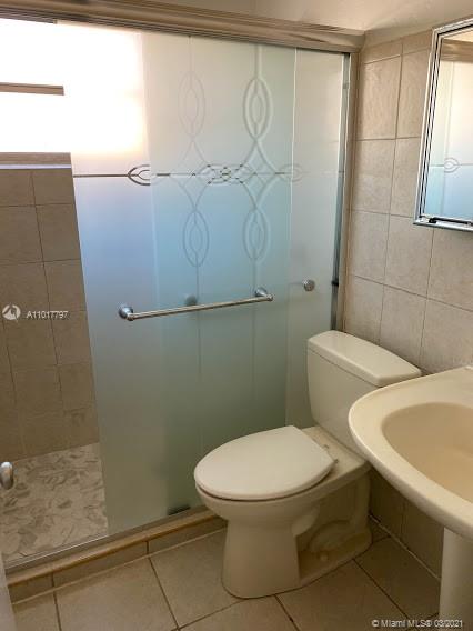 See details / 2333 sq. ft. $ 2021-03-24 0 Photo