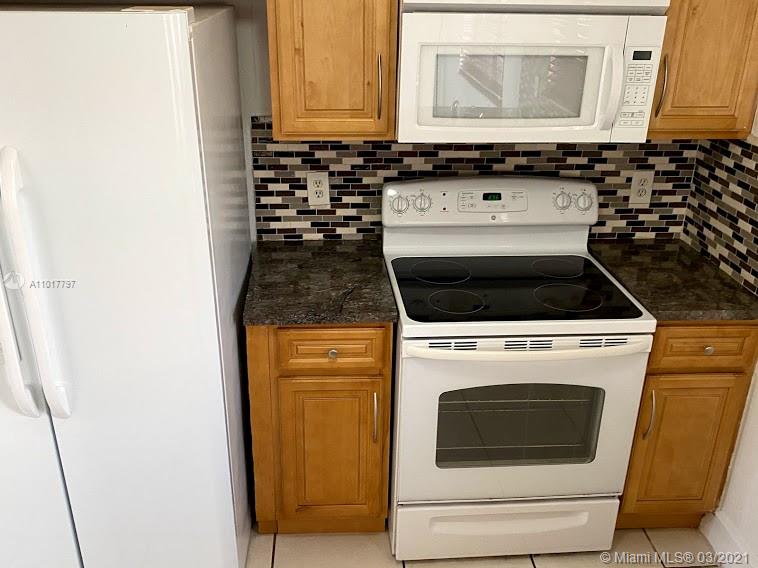 See details / 2333 sq. ft. $ 2021-03-24 0 Photo