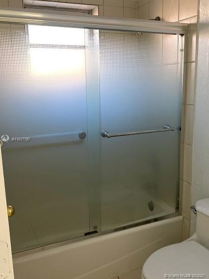 See details / 2333 sq. ft. $ 2021-03-24 0 Photo