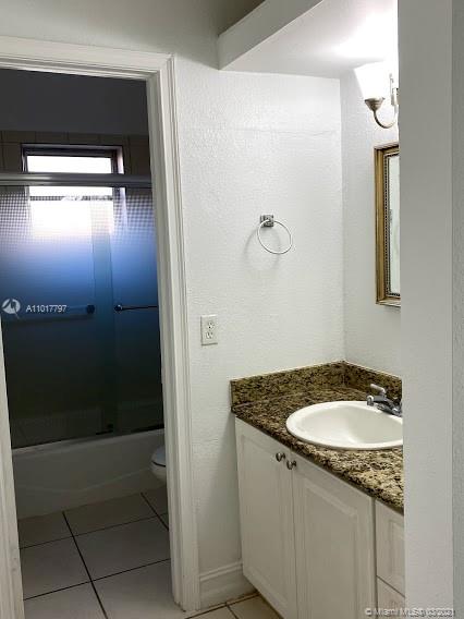 See details / 2333 sq. ft. $ 2021-03-24 0 Photo