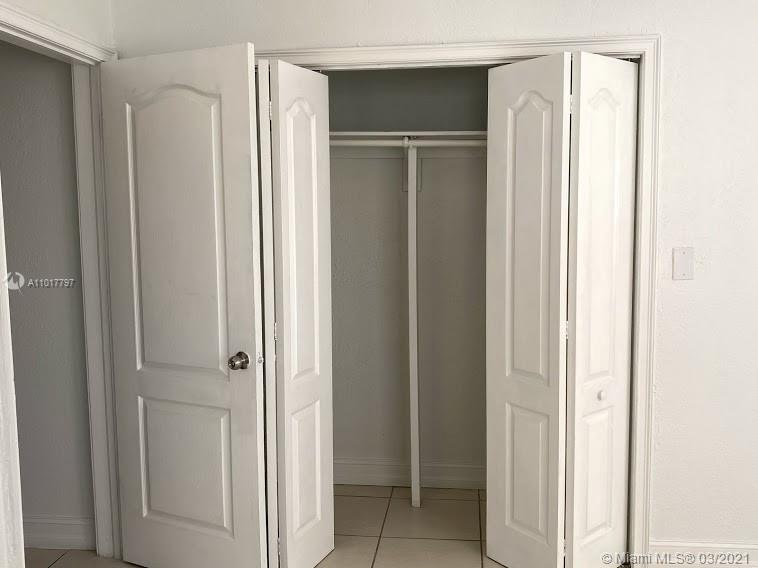 See details / 2333 sq. ft. $ 2021-03-24 0 Photo