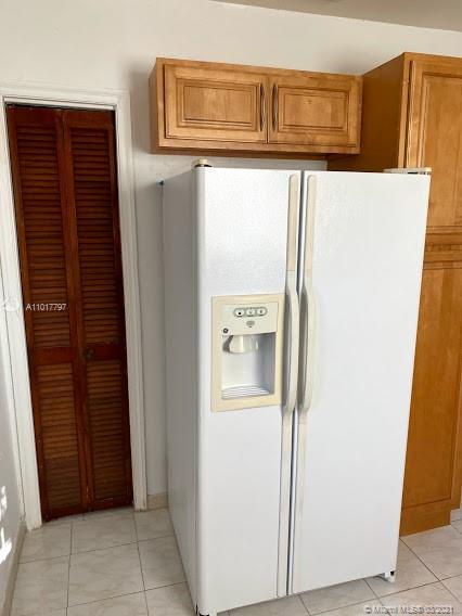 See details / 2333 sq. ft. $ 2021-03-24 0 Photo
