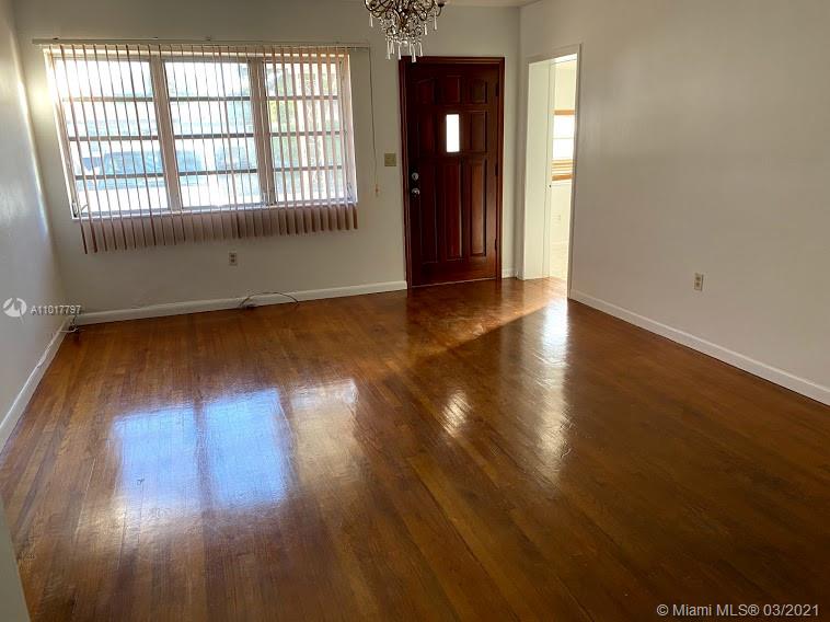See details / 2333 sq. ft. $ 2021-03-24 0 Photo