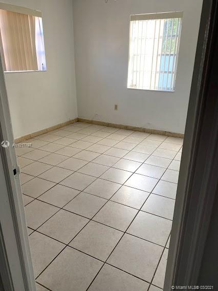 See details / 2333 sq. ft. $ 2021-03-24 0 Photo