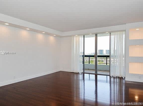 Photo of 3500 Mystic Pointe Dr #1105, Aventura, Florida, 33180 -