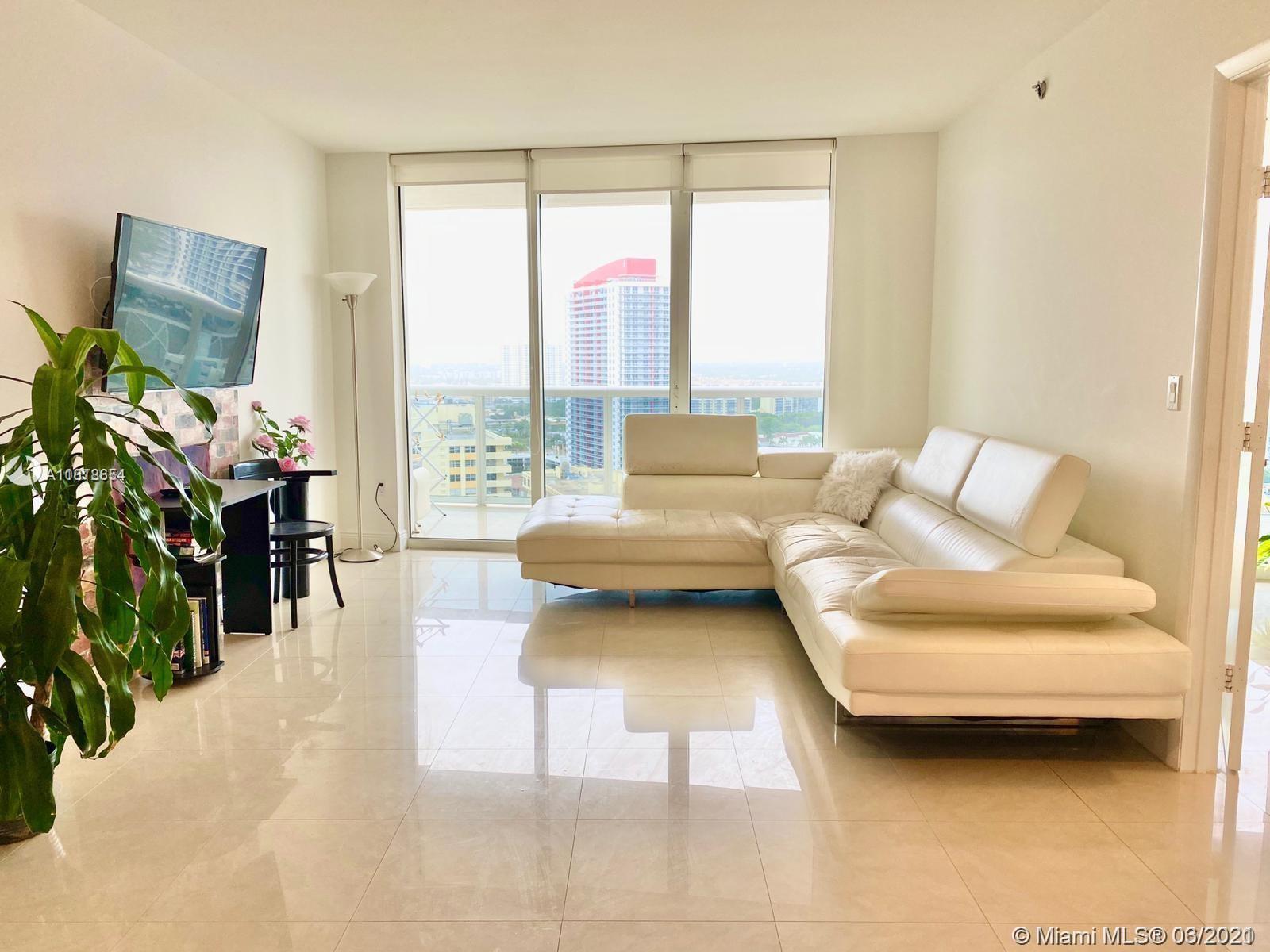 Ver detalles 2309 1 / 1 1086 sq. ft. $ 2021-03-25 0 foto
