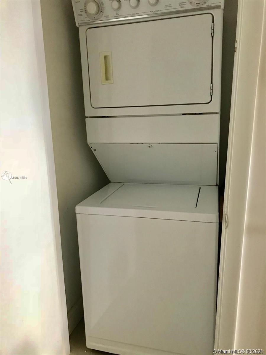 Ver detalles 2309 1 / 1 1086 sq. ft. $ 2021-03-25 0 foto