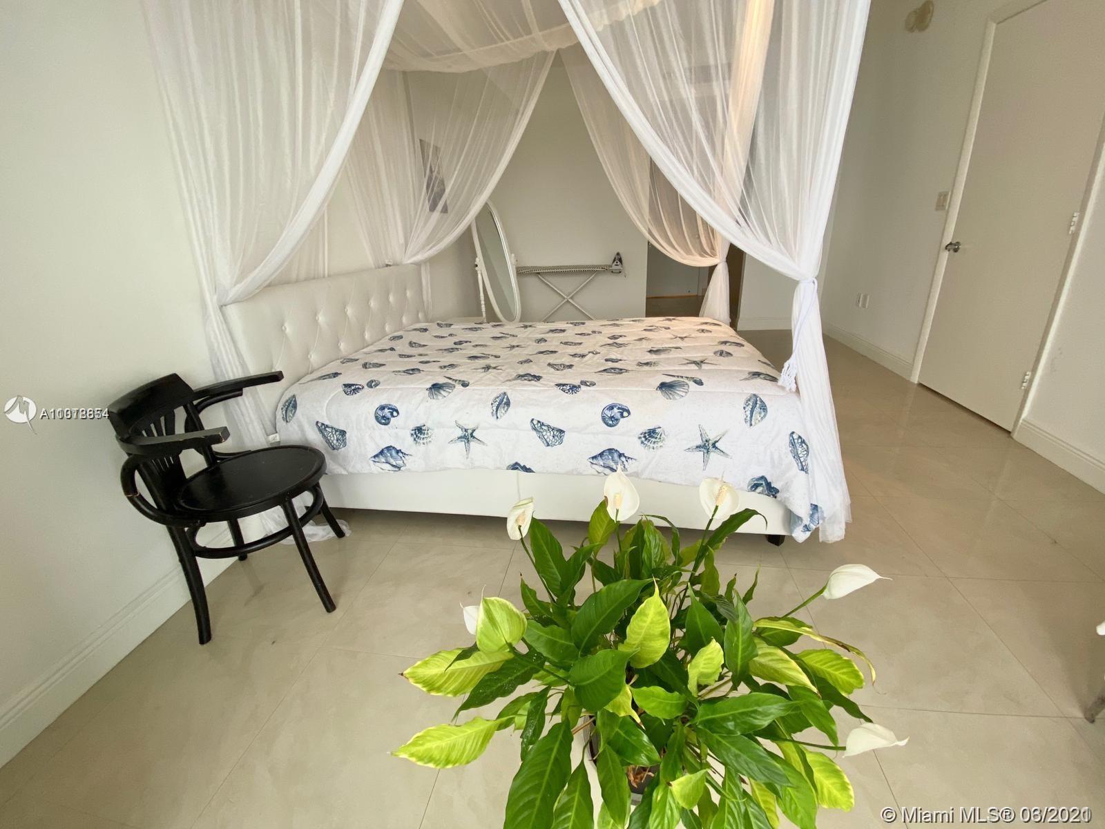 Ver detalles 2309 1 / 1 1086 sq. ft. $ 2021-03-25 0 foto