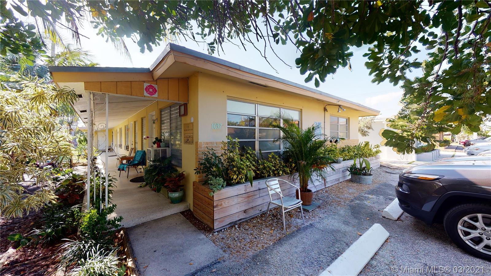 See details / 2848 sq. ft. $ 2021-03-25 0 Photo