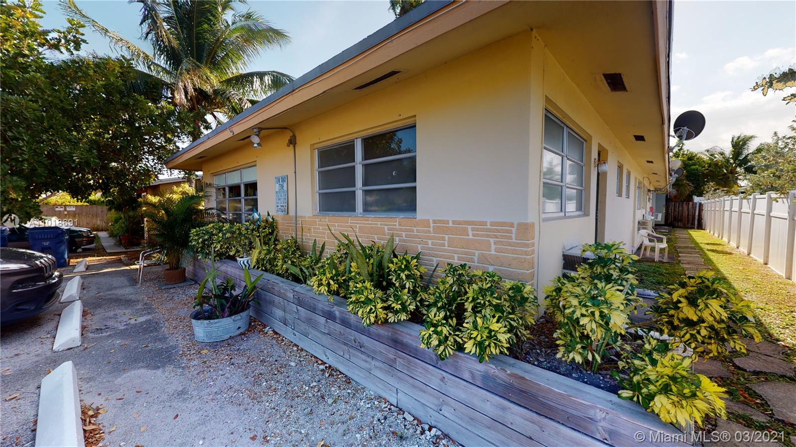 See details / 2848 sq. ft. $ 2021-03-25 0 Photo