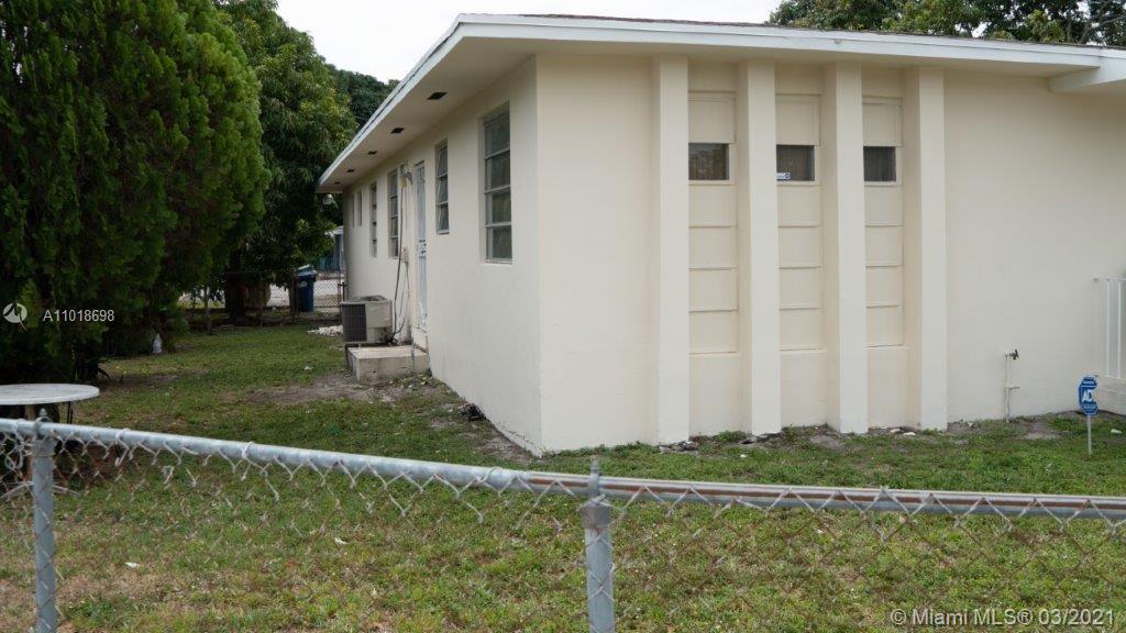See details / 8709 sq. ft. $ 2021-03-25 0 Photo