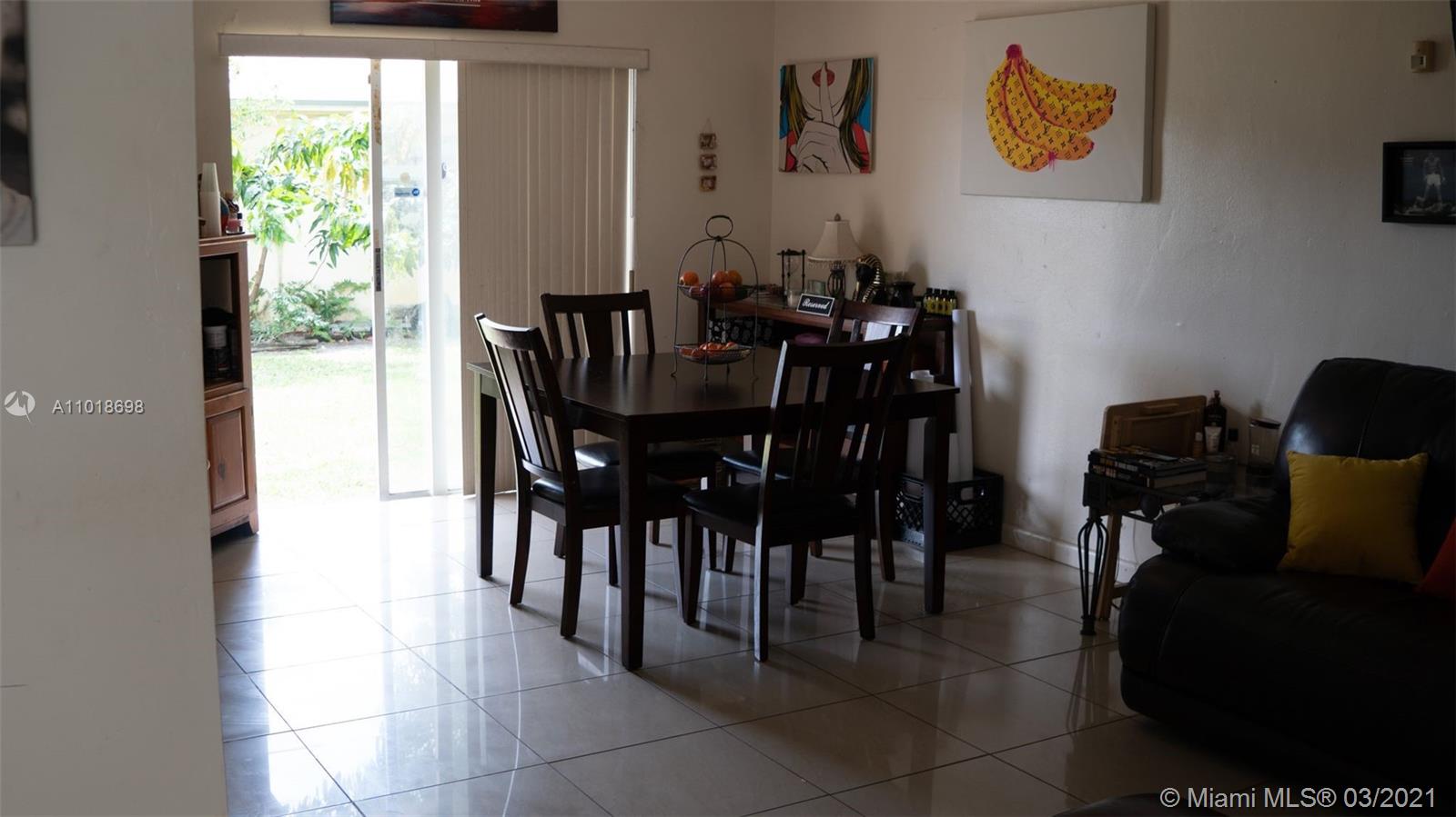 See details / 8709 sq. ft. $ 2021-03-25 0 Photo