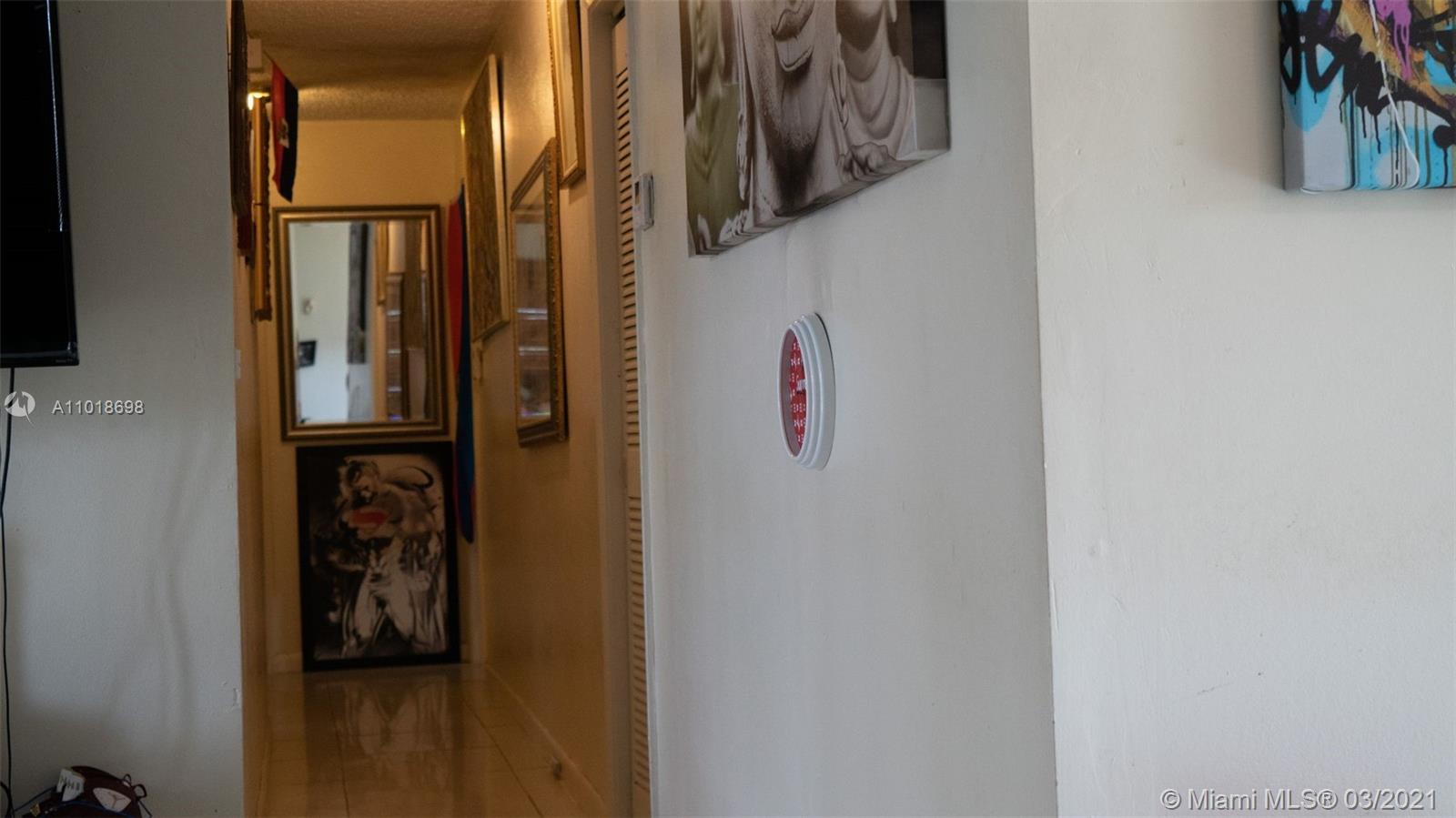 See details / 8709 sq. ft. $ 2021-03-25 0 Photo