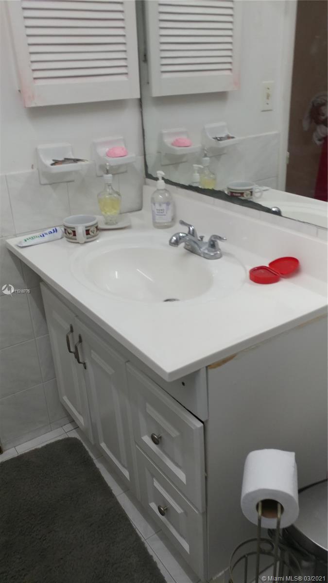See details / 2083 sq. ft. $ 2021-03-27 0 Photo