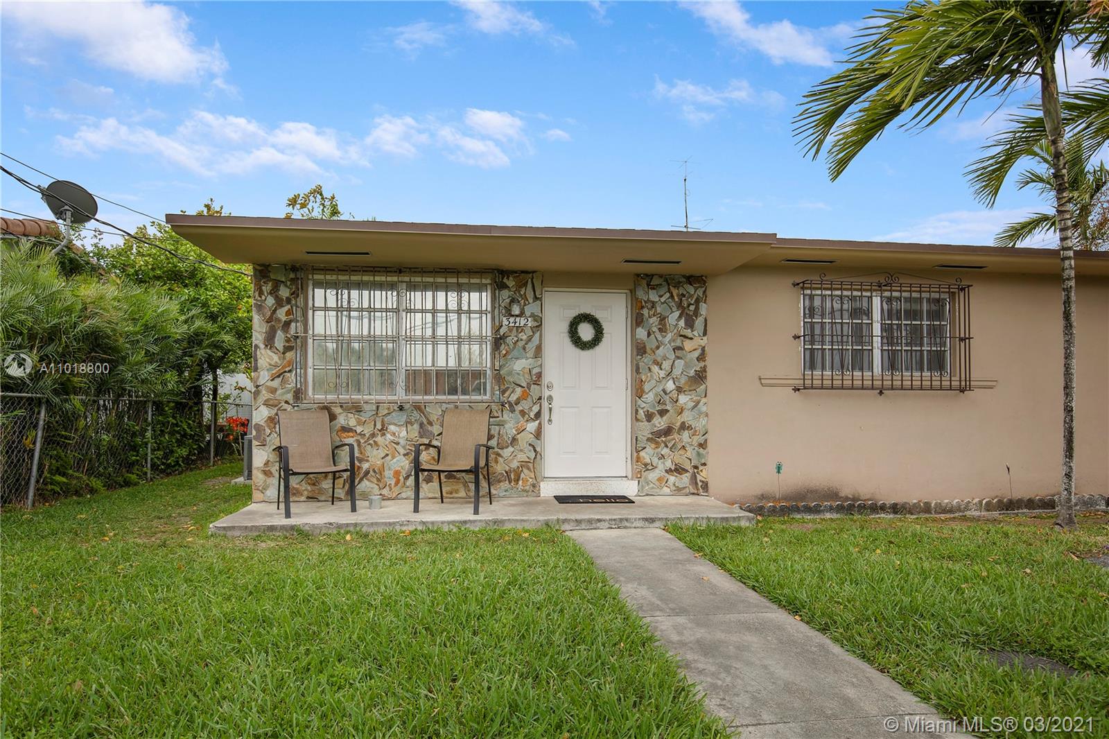 See details / 1980 sq. ft. $ 2021-03-25 0 Photo