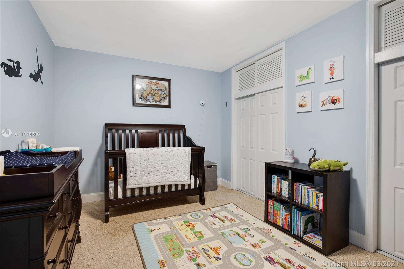 See details / 1980 sq. ft. $ 2021-03-25 0 Photo