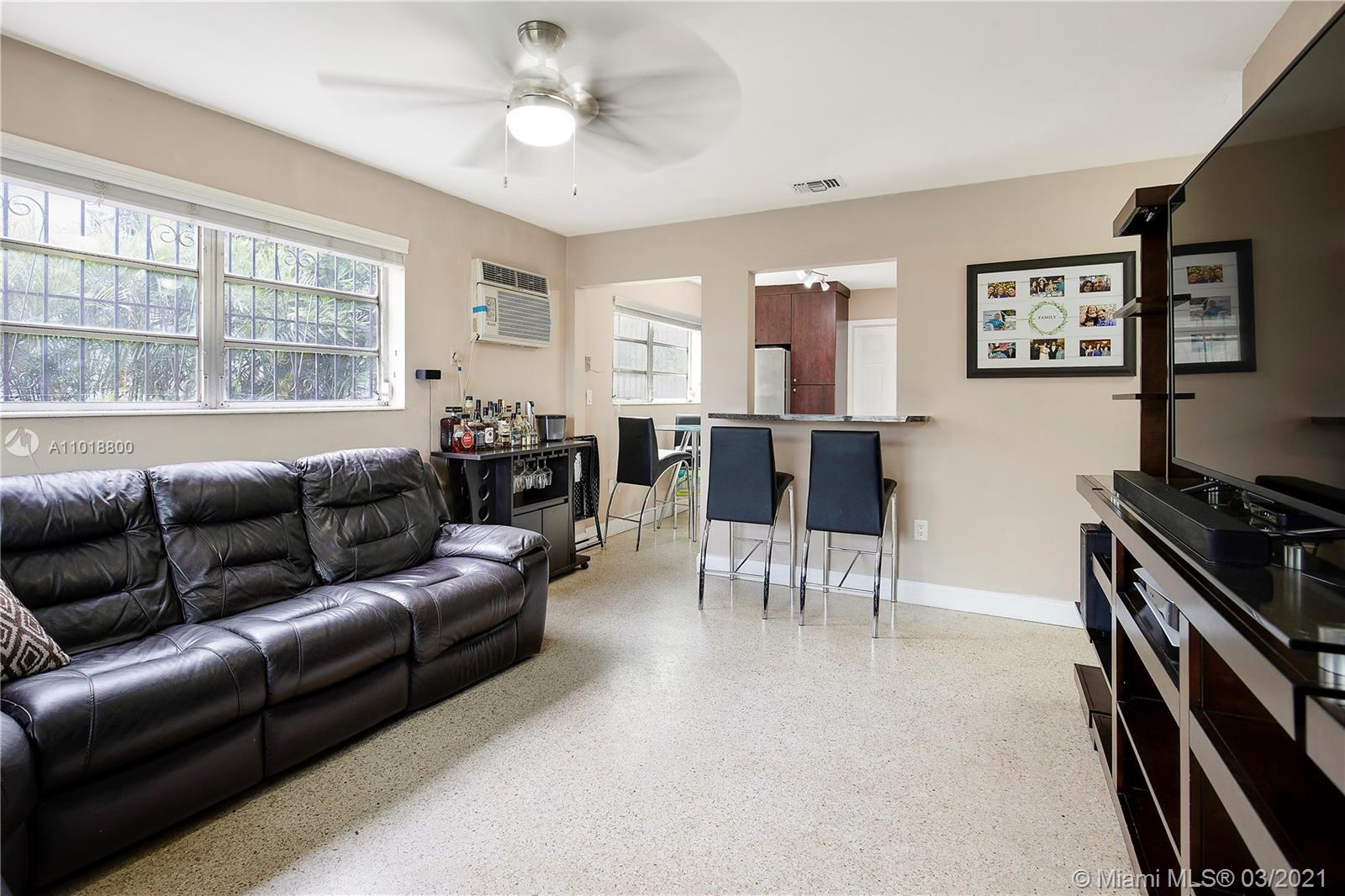 See details / 1980 sq. ft. $ 2021-03-25 0 Photo