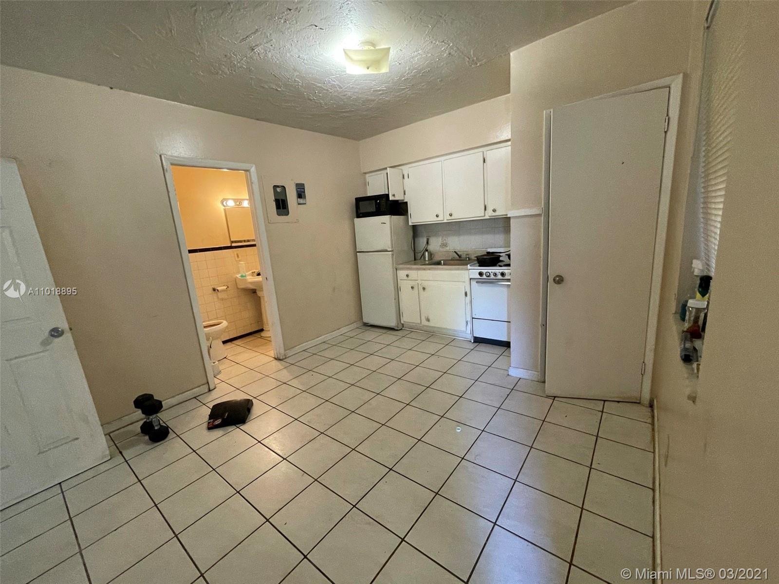 See details 1-15 / sq. ft. $ 2021-03-30 0 Photo