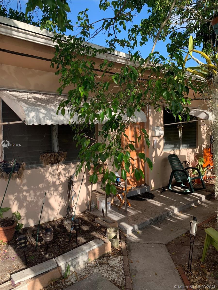 See details / 1330 sq. ft. $ 2021-04-12 0 Photo