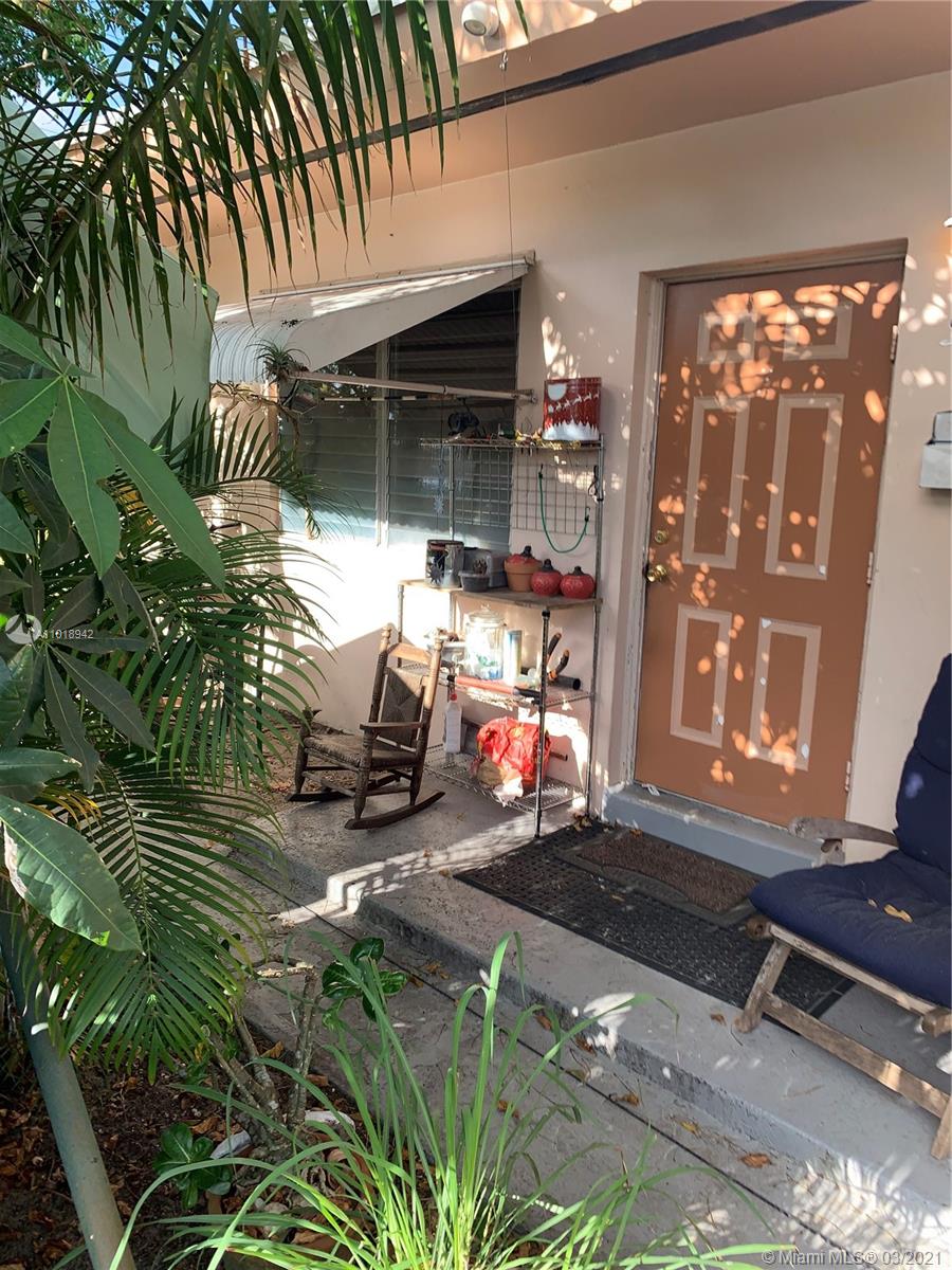 See details / 1330 sq. ft. $ 2021-04-12 0 Photo