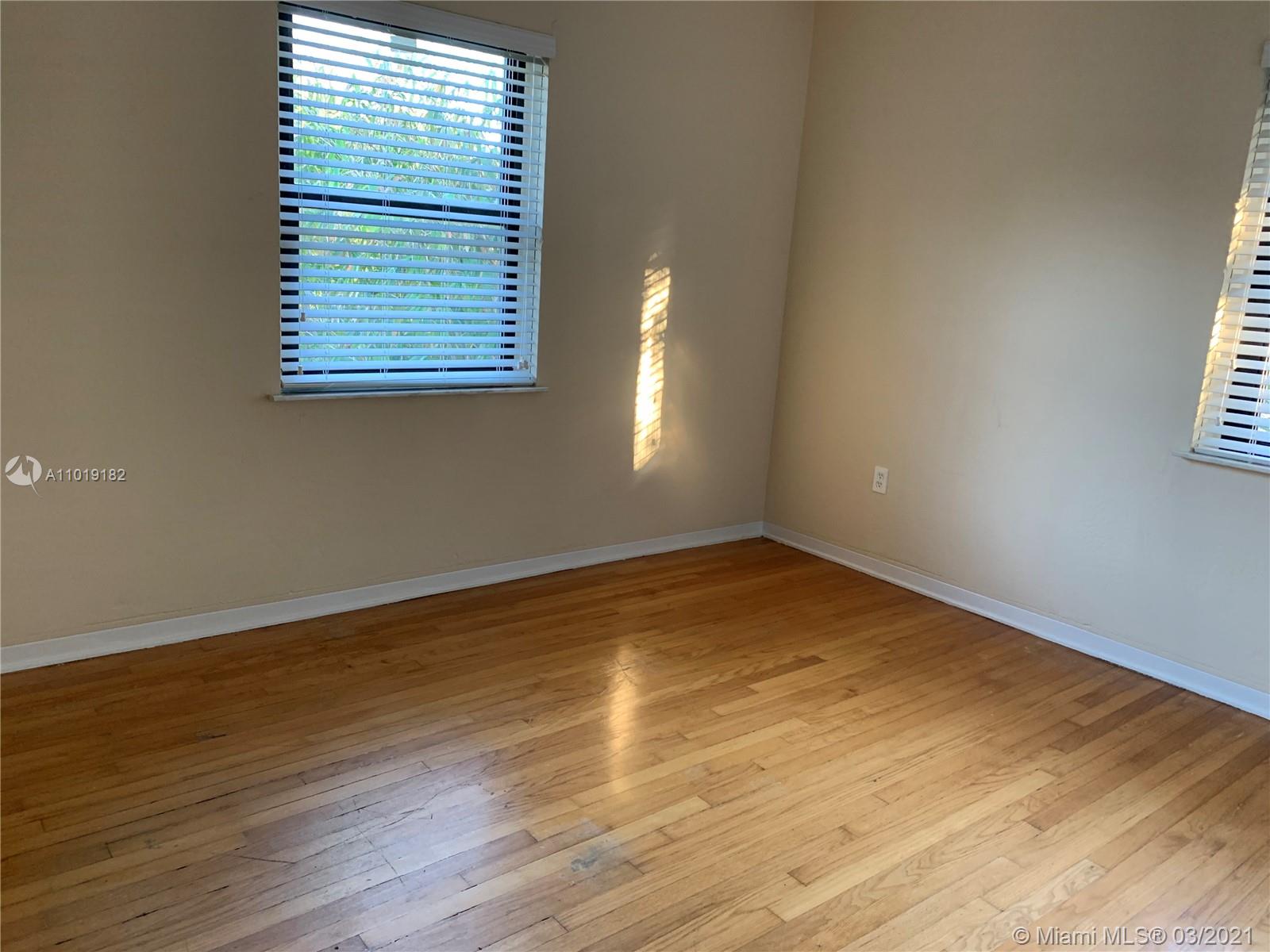 See details / 1492 sq. ft. $ 2021-04-17 0 Photo