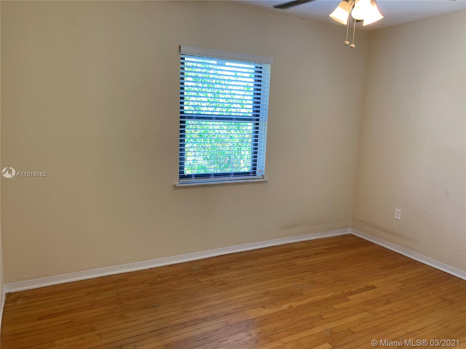 See details / 1492 sq. ft. $ 2021-04-17 0 Photo