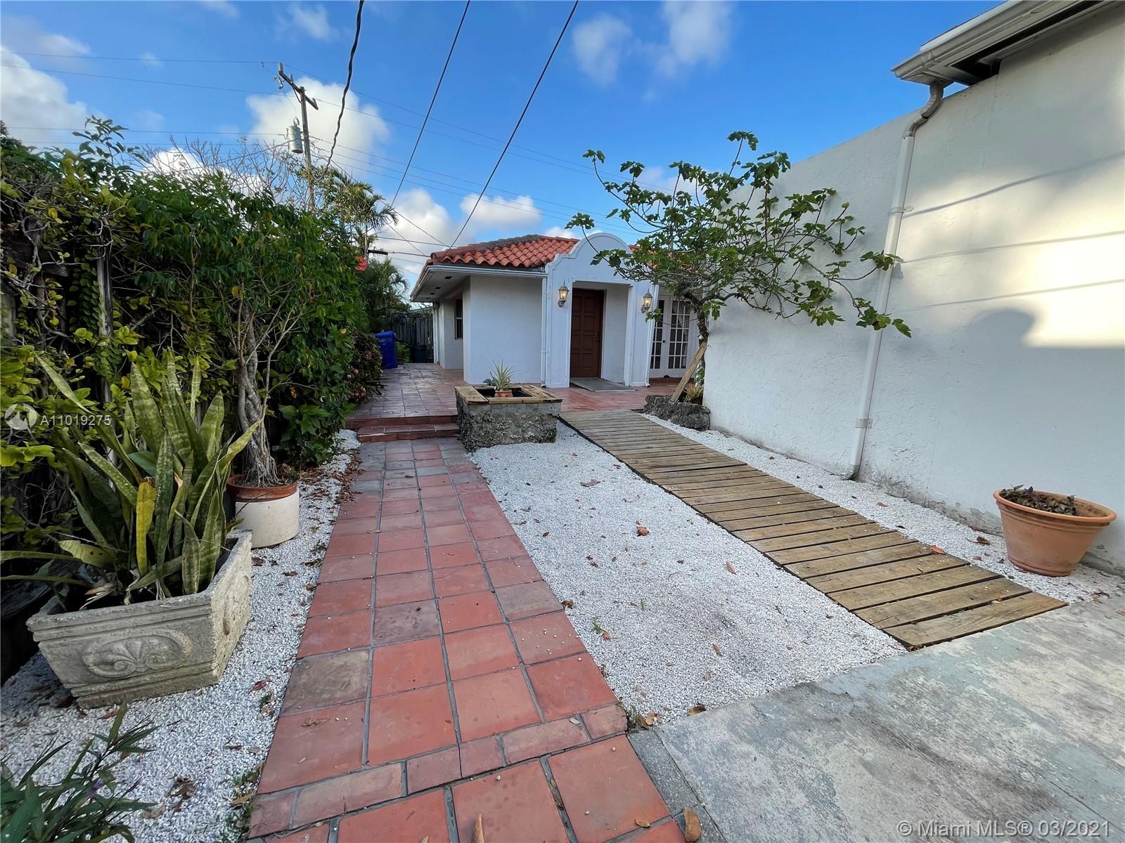 See details / 2236 sq. ft. $ 2021-03-26 0 Photo