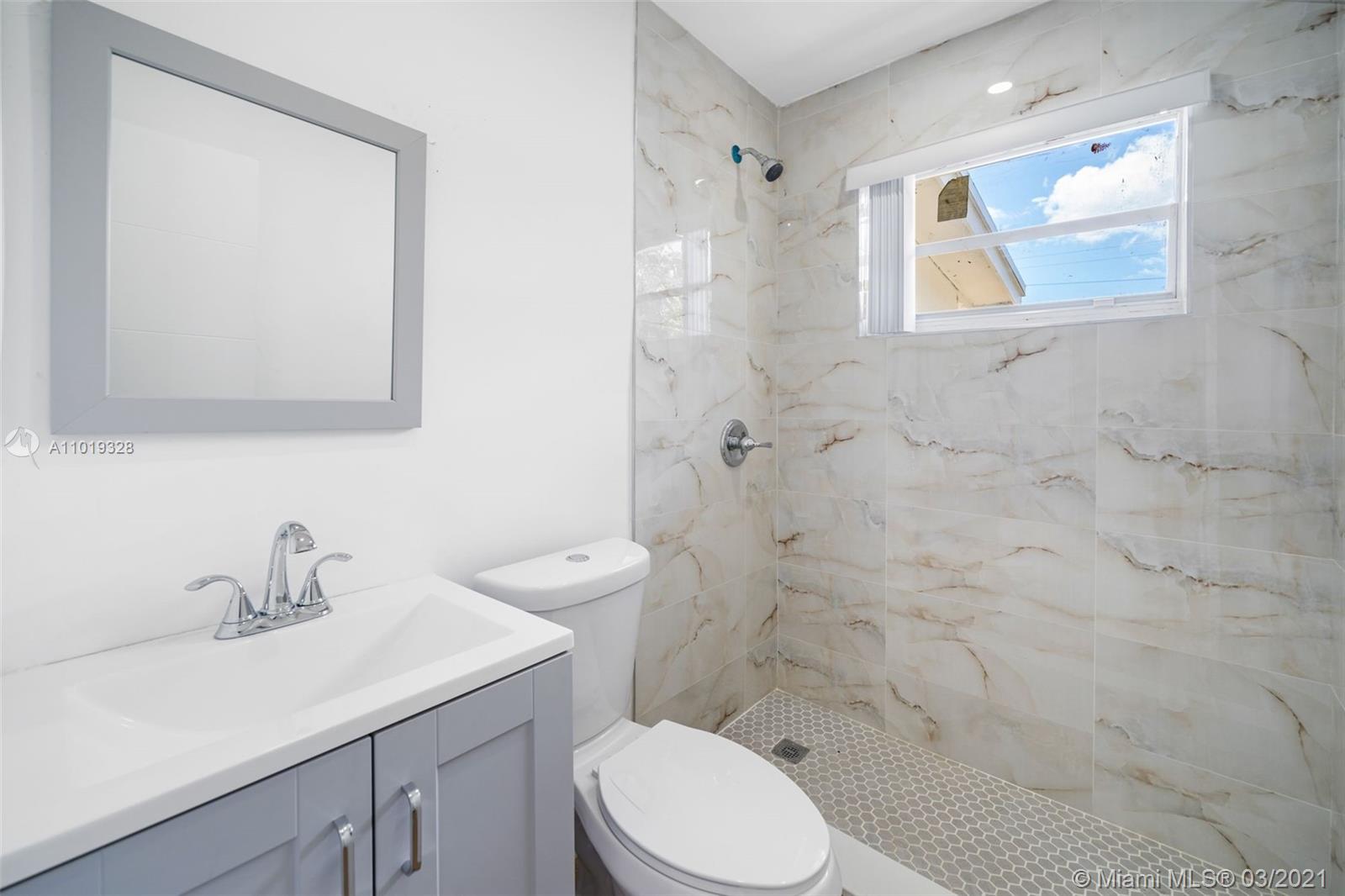 See details / 1576 sq. ft. $ 2021-03-26 0 Photo