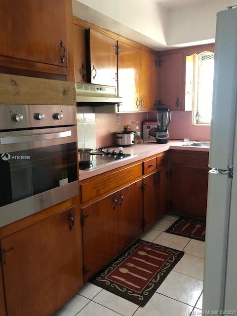 See details / 2937 sq. ft. $ 2021-03-27 0 Photo
