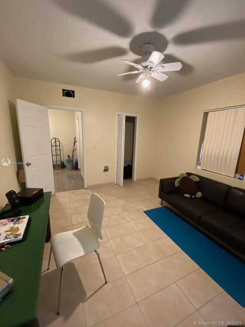 See details / 1599 sq. ft. $ 2021-04-02 0 Photo