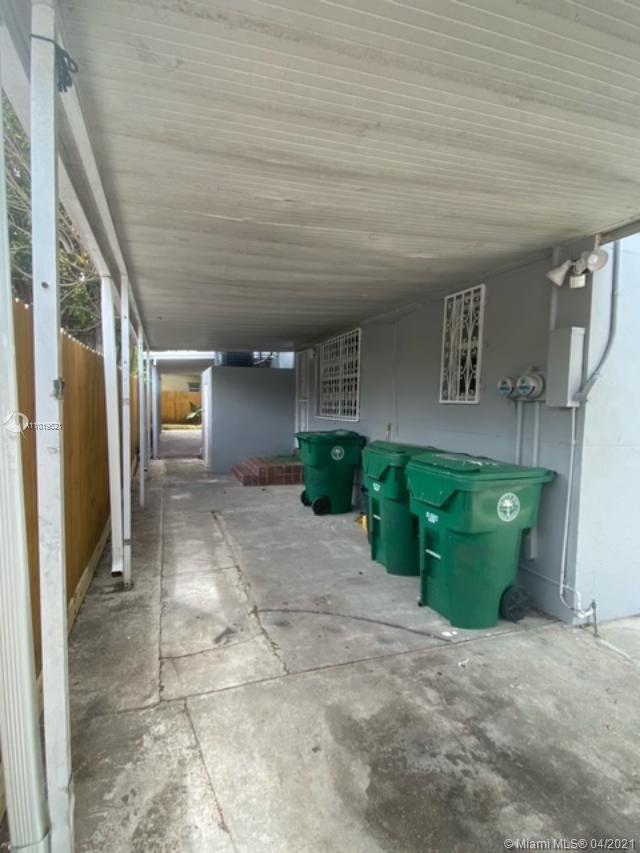 See details / 1599 sq. ft. $ 2021-04-02 0 Photo