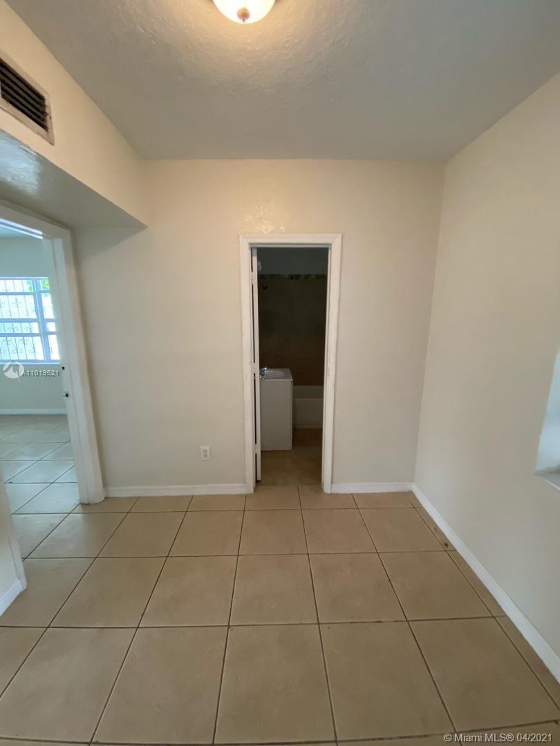 See details / 1599 sq. ft. $ 2021-04-02 0 Photo
