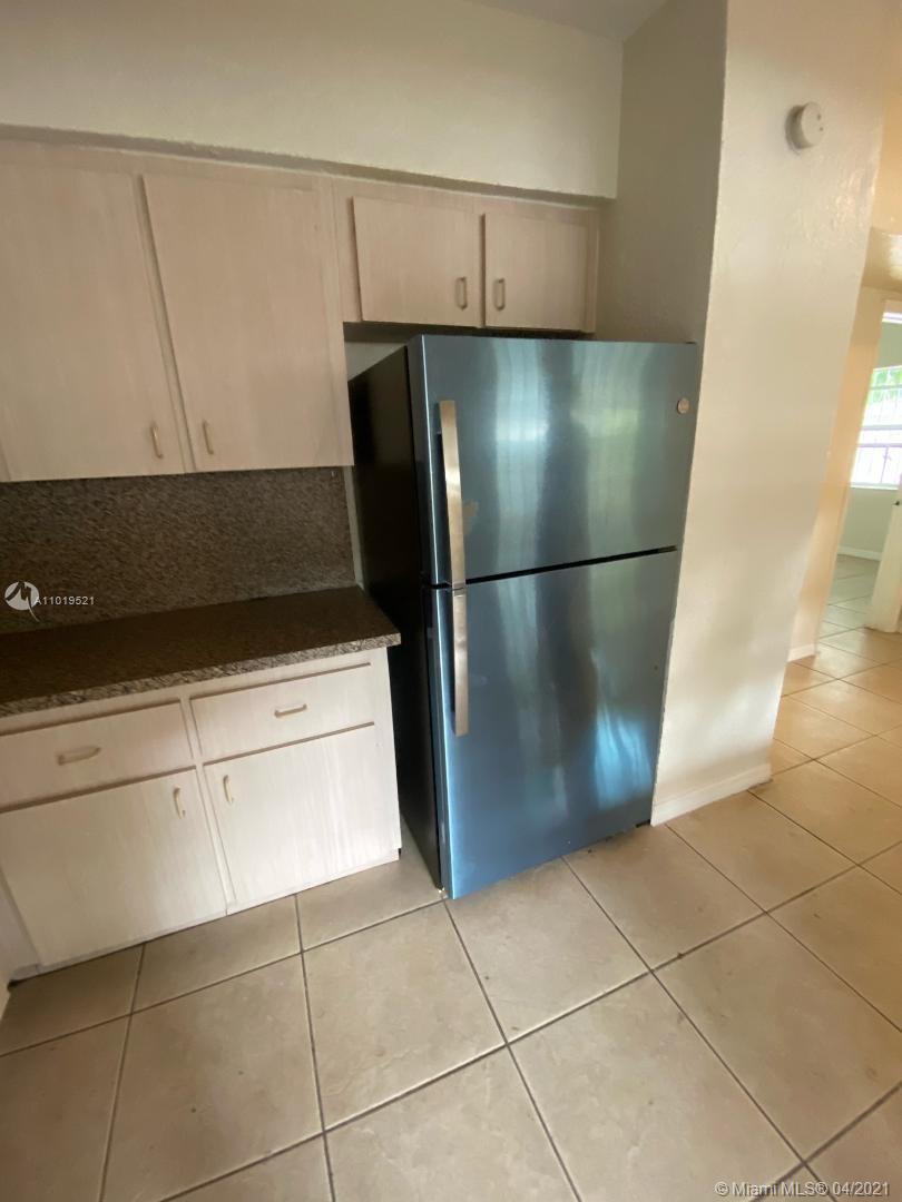 See details / 1599 sq. ft. $ 2021-04-02 0 Photo