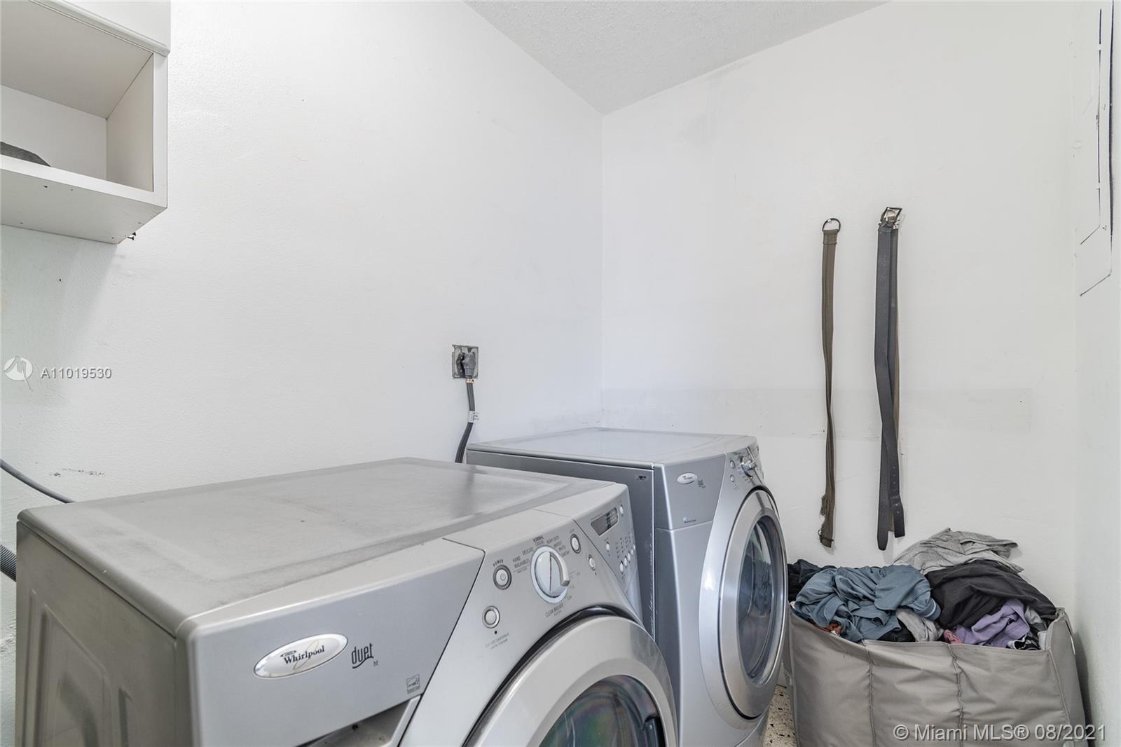 See details / 2374 sq. ft. $ 2021-03-27 0 Photo
