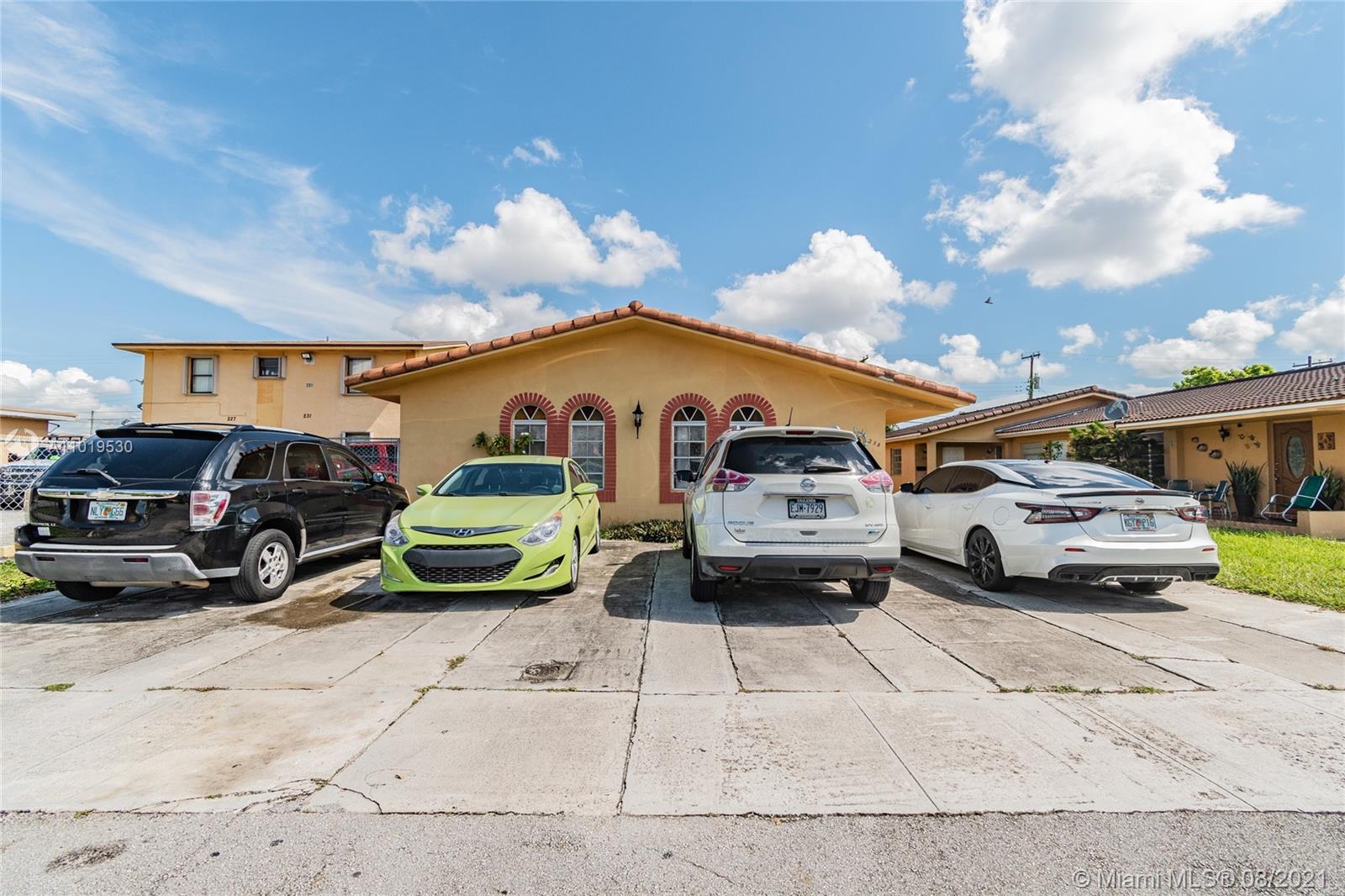 See details / 2374 sq. ft. $ 2021-03-27 0 Photo
