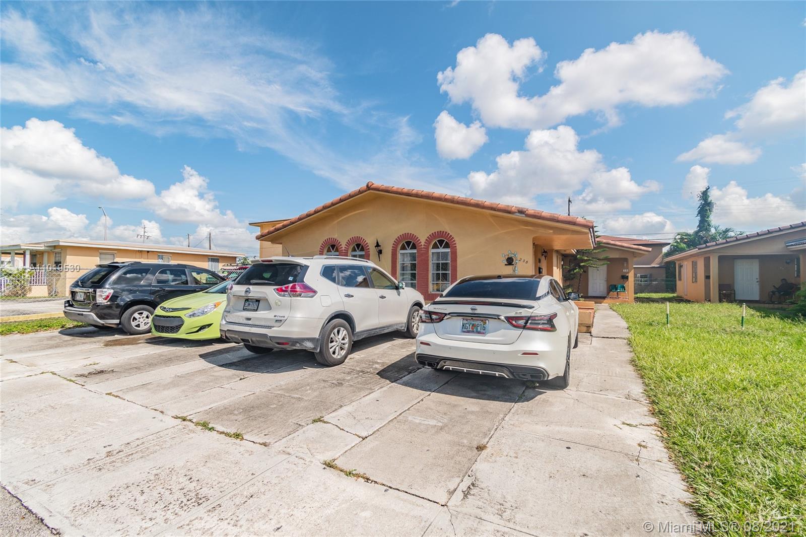 See details / 2374 sq. ft. $ 2021-03-27 0 Photo
