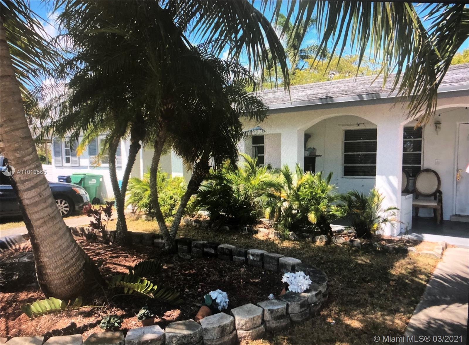 See details / 1724 sq. ft. $ 2021-03-27 0 Photo