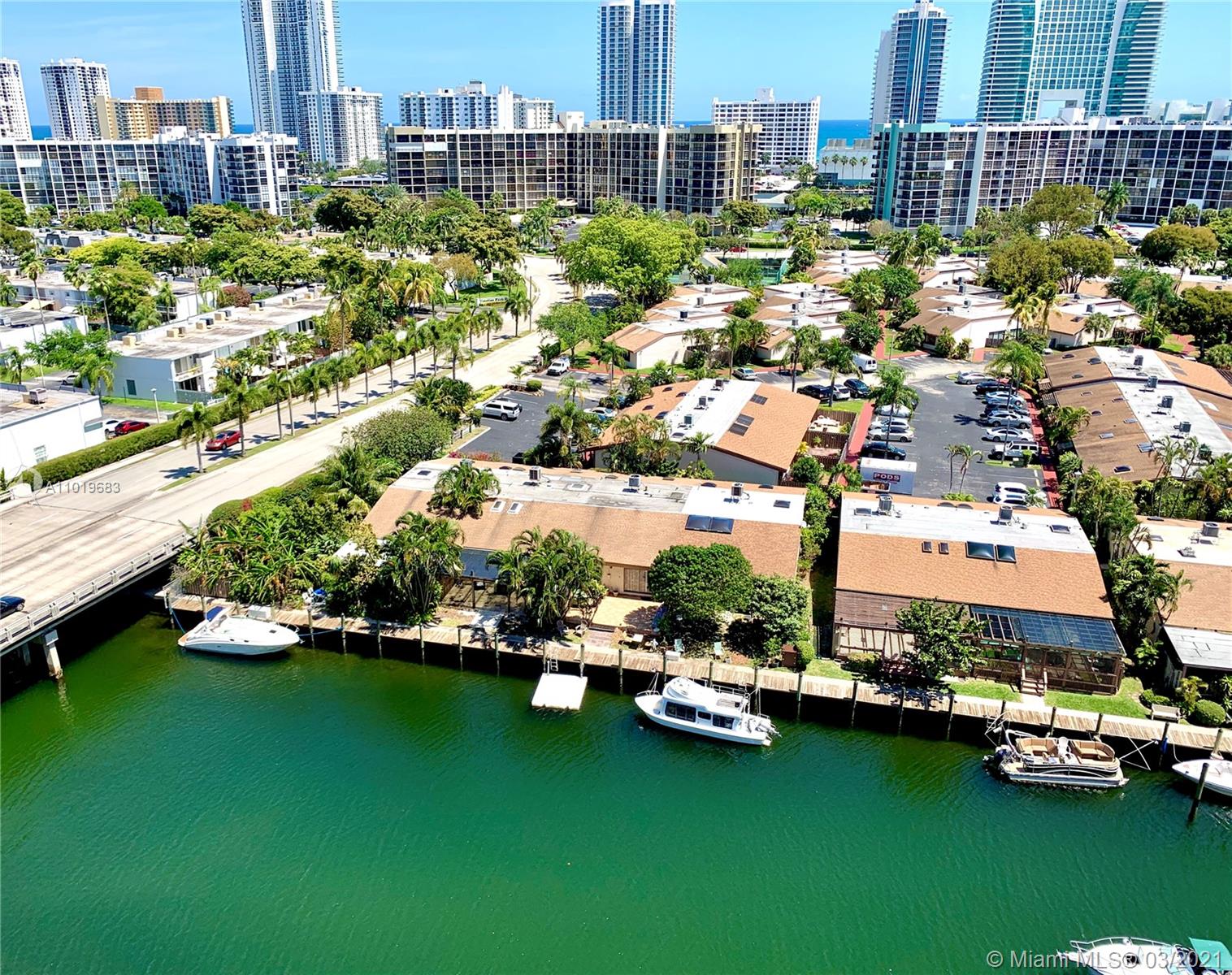 Photo of 2500 PARKVIEW DR. #1406, Hallandale Beach, Florida, 33009 - ACTUAL VIEW